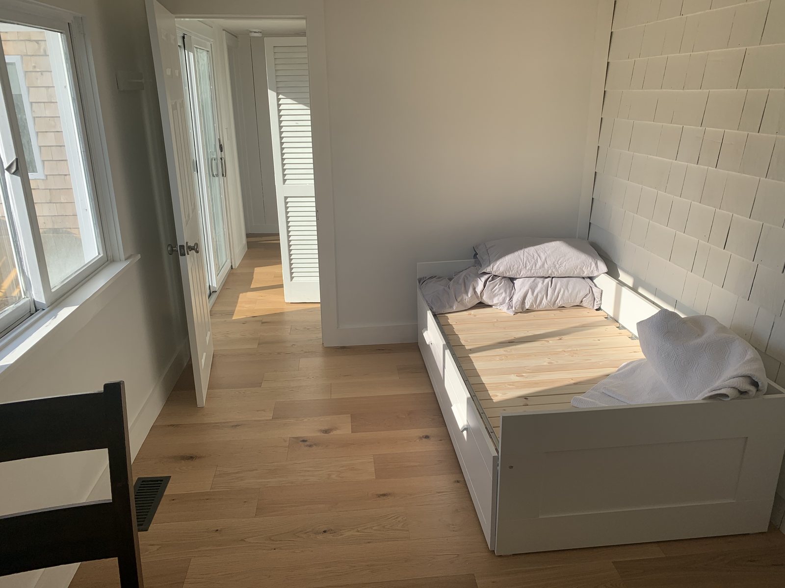 Finished bedroom of Ag na Farraige.